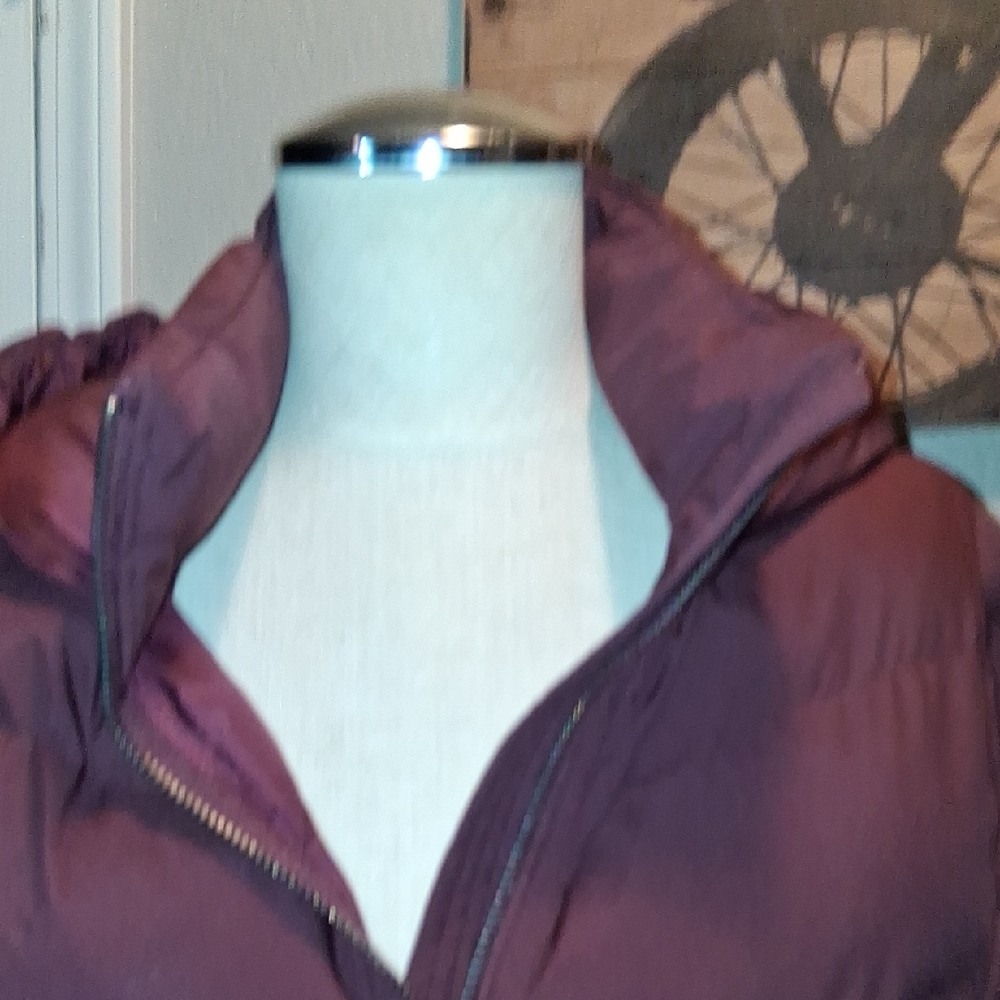 32 Degrees Maroon Puffer Jacket - image 6